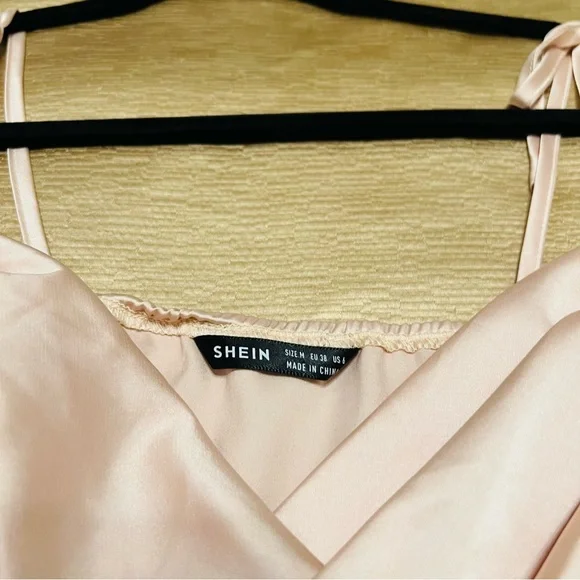 Shein creamy satin asymmetrical tank top - Picture 4 of 5